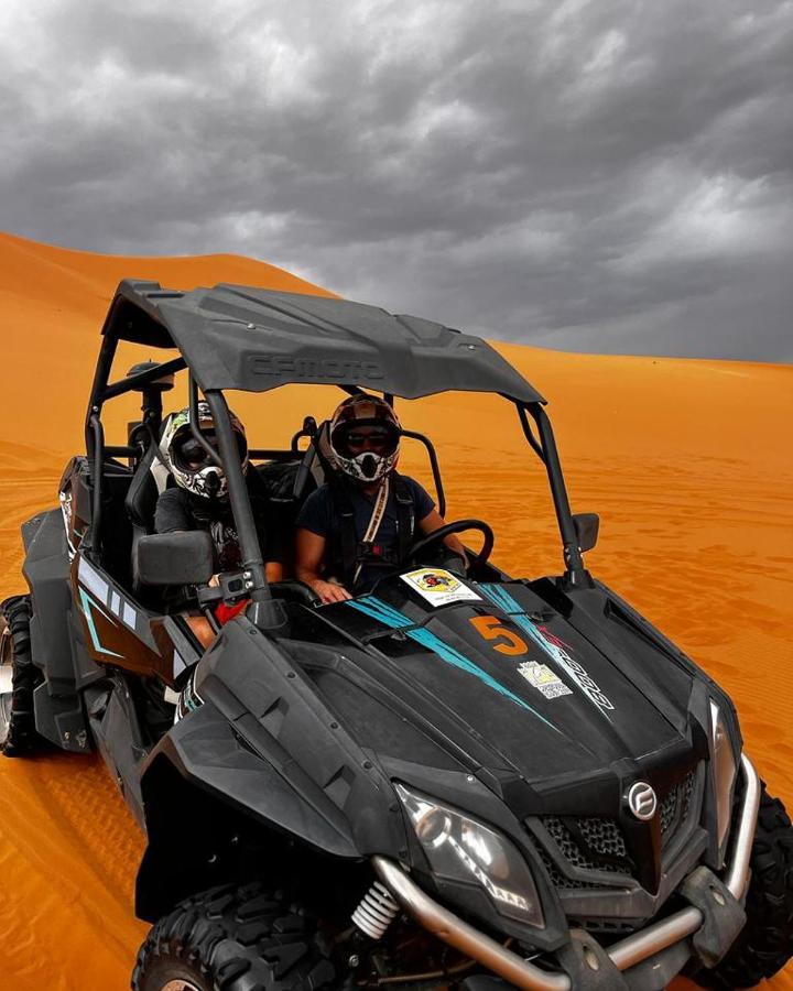 ホテルSunset Desert Camp メルズーガ エクステリア 写真