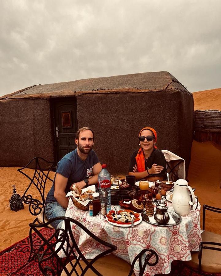 ホテルSunset Desert Camp メルズーガ エクステリア 写真