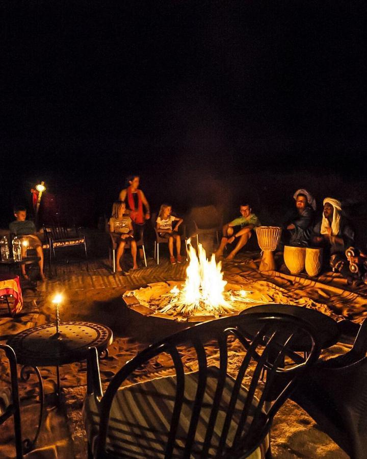 ホテルSunset Desert Camp メルズーガ エクステリア 写真